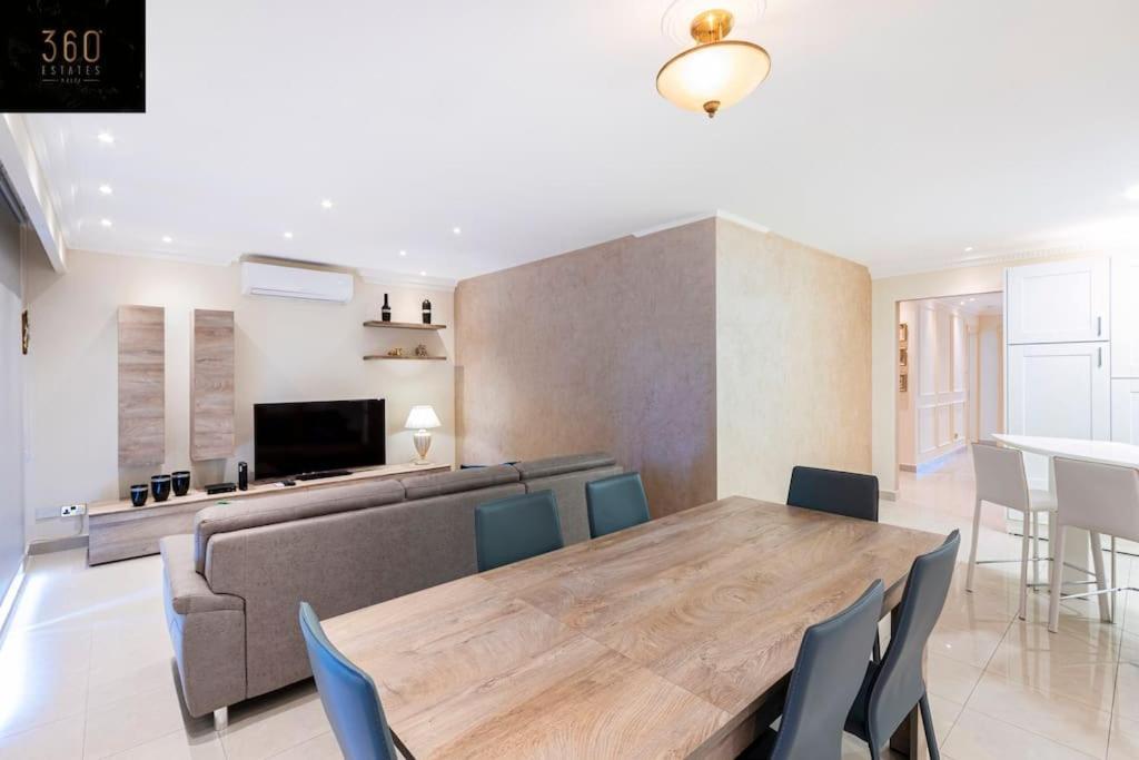 One Of A Kind, Seafront Property In St Georges Bay By 360 Estates St. Julian's Exterior foto