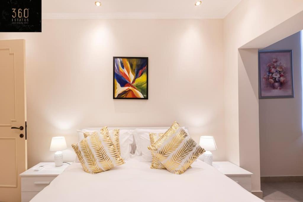 One Of A Kind, Seafront Property In St Georges Bay By 360 Estates St. Julian's Exterior foto